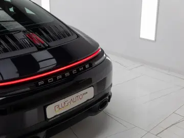 Porsche 911 Carrera PDK