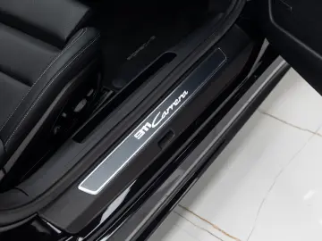 Porsche 911 Carrera PDK