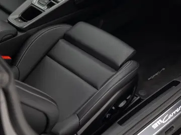 Porsche 911 Carrera PDK