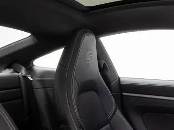 Porsche 911 Carrera PDK