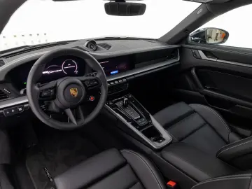 Porsche 911 Carrera PDK
