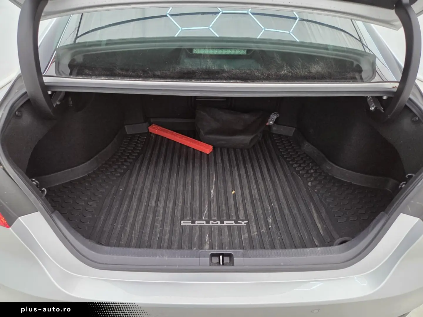 Toyota Camry 2.5 Hybrid Exclusive E-CVT