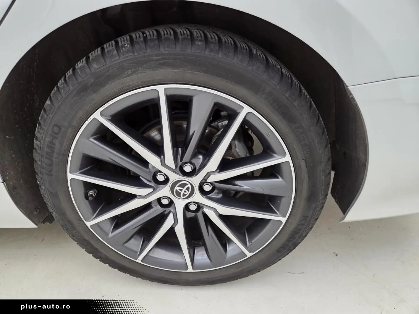 Toyota Camry 2.5 Hybrid Exclusive E-CVT