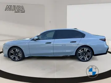 BMW 740d xDrive M Sport 21  AHK Skylounge Standhzg.
