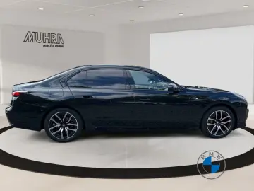 BMW 740d xDrive M Sport Massagesitze Pano Sthzg.