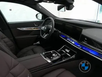 BMW 740d xDrive M Sport Pro 21  TV Skylounge Standhz