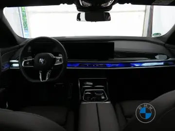 BMW 740d xDrive M Sport Pro 21  TV Skylounge Standhz