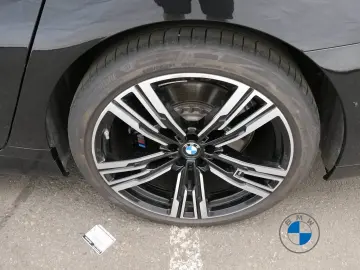 BMW 740d xDrive M Sport Pro 21  TV Skylounge Standhz