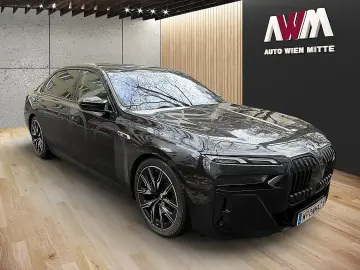 BMW M760e xDrive