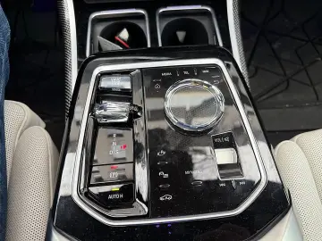 BMW M760e xDrive