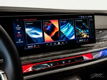BMW M760e xDrive LUFT PANO