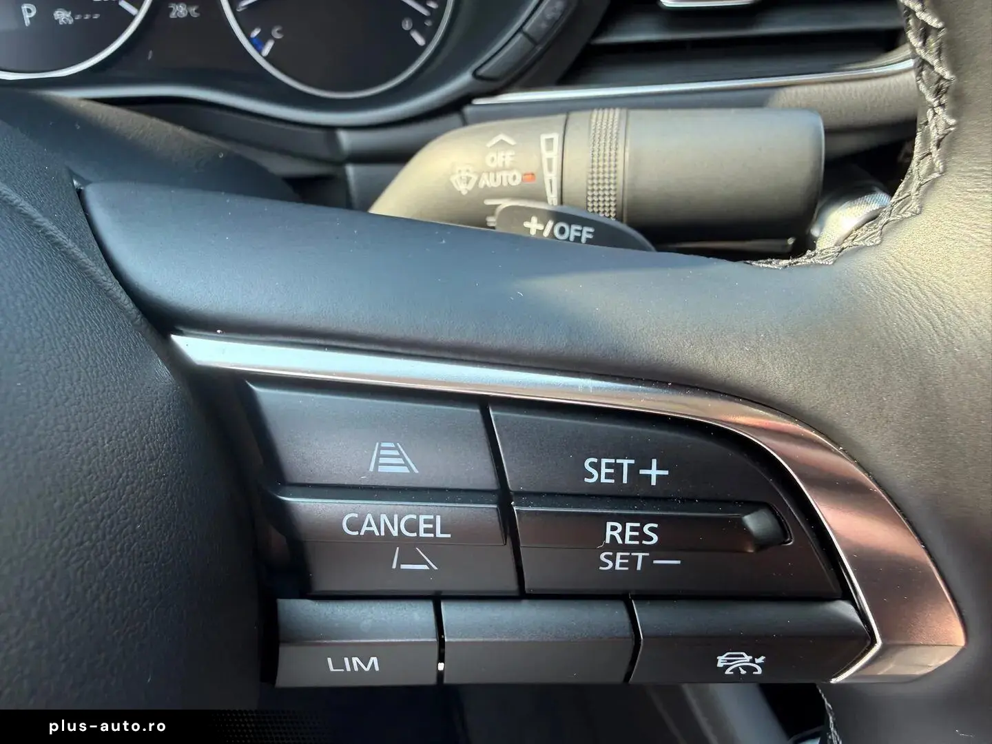 Mazda3 4SN 2.0L e-SKYACTIV X 186ps 6AT Fwd Centre-Line