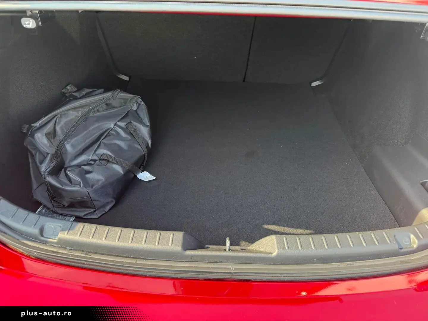 Mazda3 4SN 2.0L e-SKYACTIV X 186ps 6AT Fwd Centre-Line