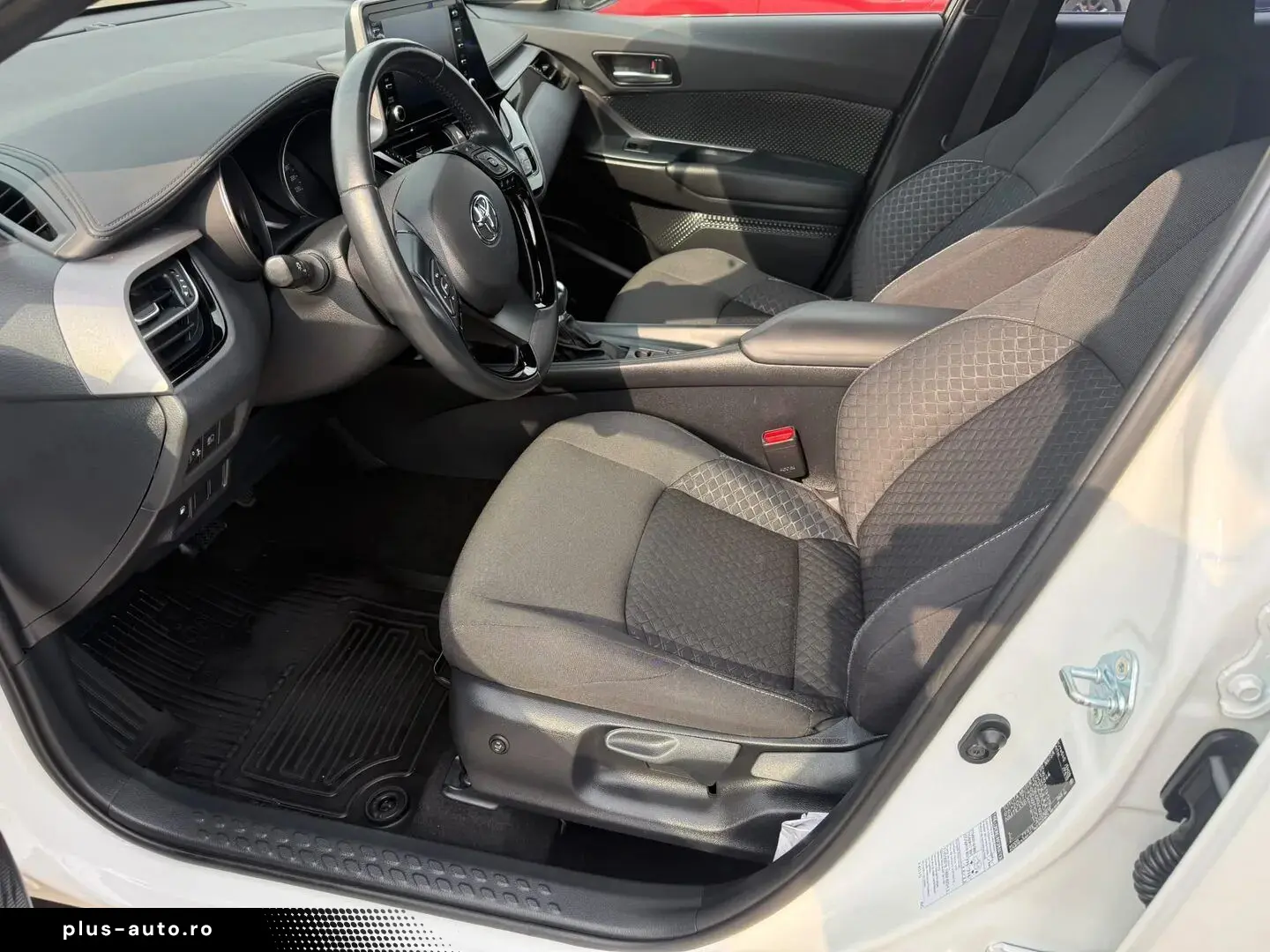 Toyota C-HR 1.8 Hsd Core