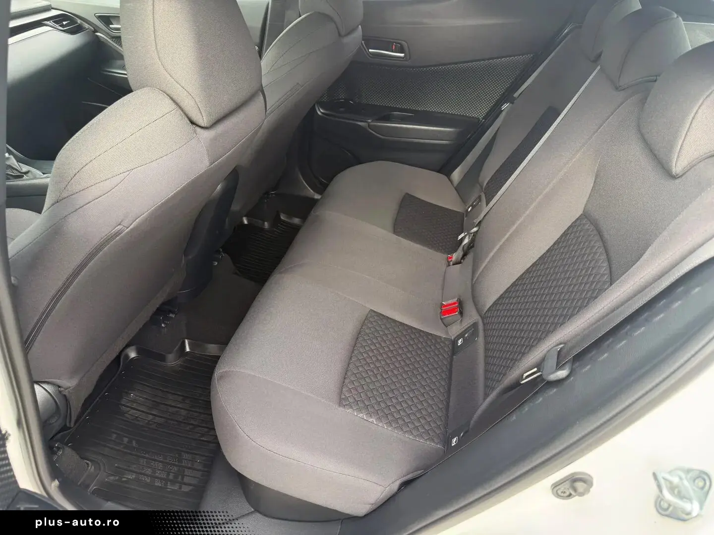 Toyota C-HR 1.8 Hsd Core
