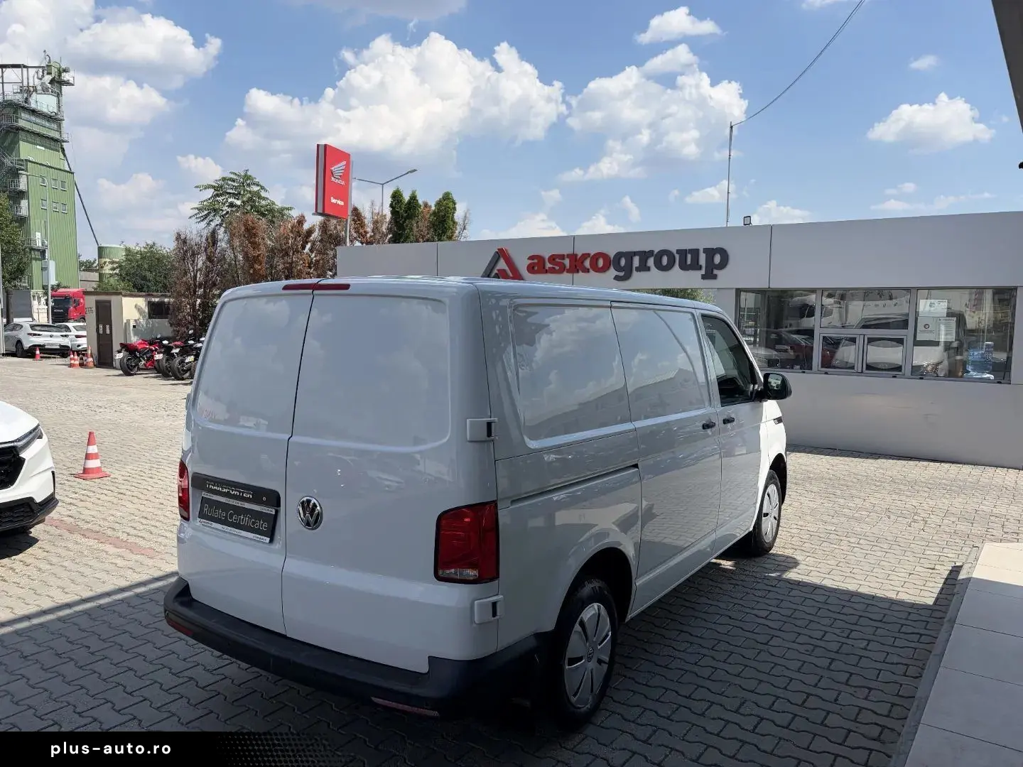 Volkswagen Transporter 2.0 TDI- Car No. 85
