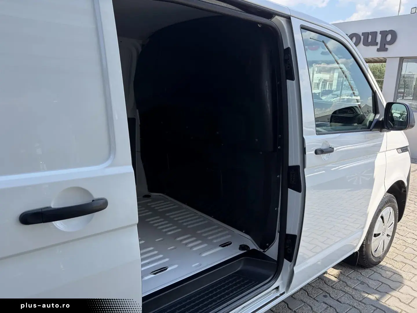 Volkswagen Transporter 2.0 TDI- Car No. 85
