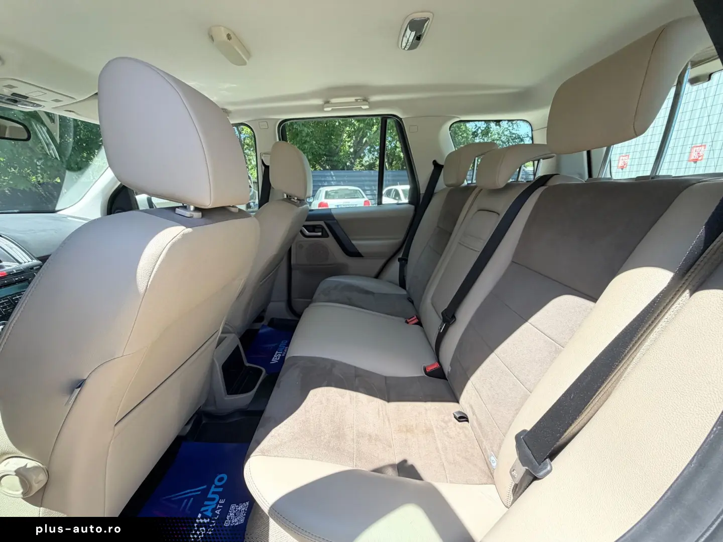 Land-Rover Freelander