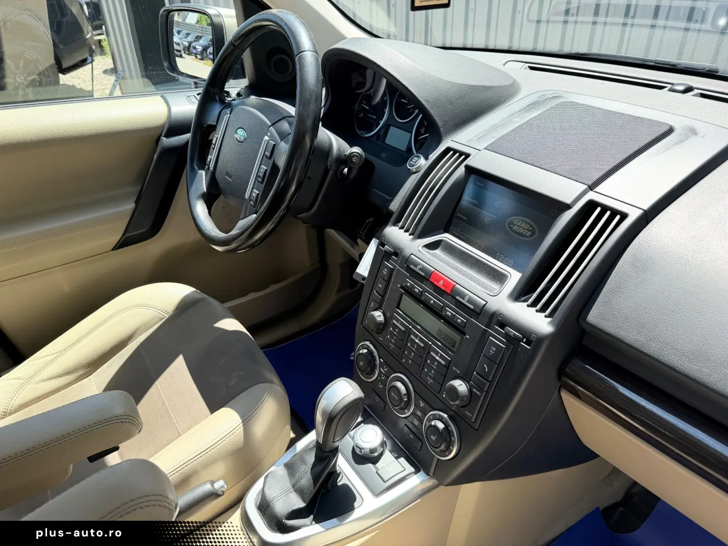 Land-Rover Freelander