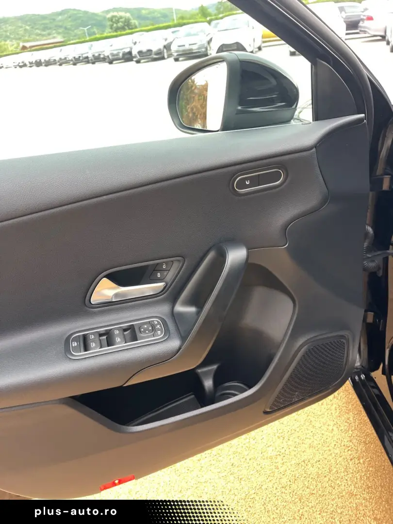 Mercedes-Benz A-180