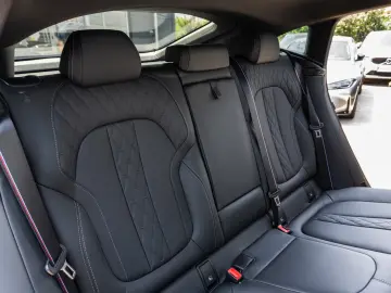 BMW X6 M60i xDrive