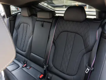 BMW X6 M60i xDrive