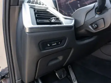 BMW X6 M60i xDrive