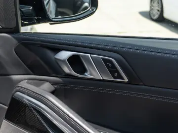 BMW X6 M60i xDrive