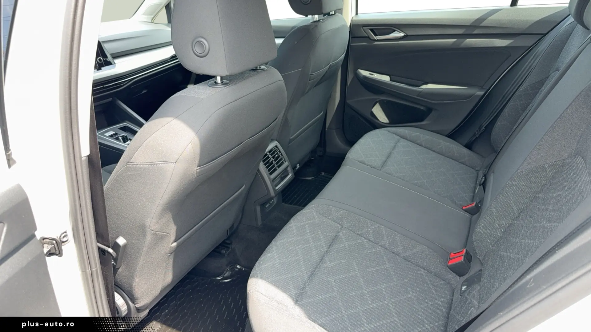 VW Golf Life 1.5 eTSI ACT DSG mild hyb