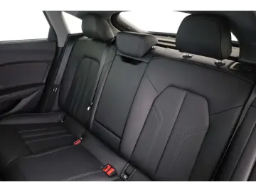 AUDI A5 Limousine TFSI e quattro S line AHK B&O HUD
