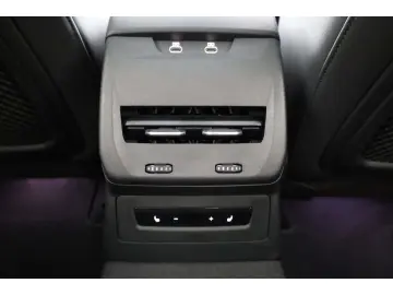 AUDI A5 Limousine TFSI e quattro S line AHK B&O HUD