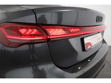 AUDI A5 Limousine TFSI e quattro S line AHK B&O HUD