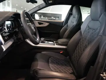 AUDI Q8 50 TDI quattro   S line   Pano   B&O   Matrix