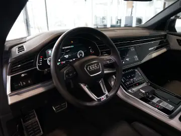 AUDI Q8 50 TDI quattro   S line   Pano   B&O   Matrix
