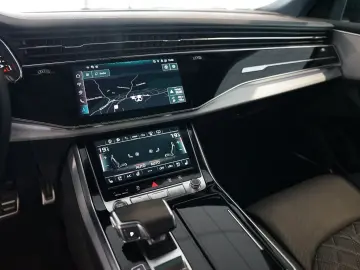 AUDI Q8 50 TDI quattro   S line   Pano   B&O   Matrix
