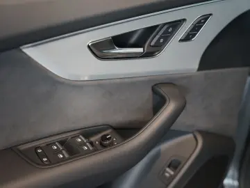 AUDI Q8 50 TDI quattro   S line   Pano   B&O   Matrix
