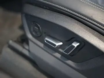 AUDI Q8 50 TDI quattro   S line   Pano   B&O   Matrix