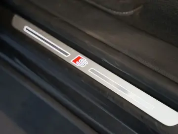 AUDI Q8 50 TDI quattro   S line   Pano   B&O   Matrix