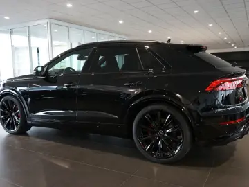 AUDI Q8 50 TDI quattro   S line   Pano   B&O   Matrix