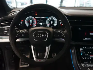 AUDI Q8 50 TDI quattro   S line   Pano   B&O   Matrix