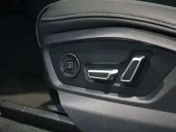 AUDI Q8 50 TDI quattro   S line   Pano   B&O   Matrix