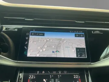 AUDI Q8 50 TDI quattro tiptr. S line Matrix Standhzg