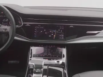 AUDI Q8 50 TDI qu. tiptr.  Opt.schw