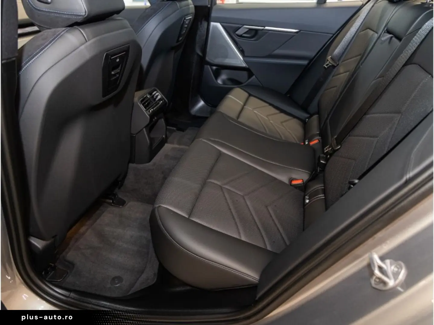 BMW i5 2024 — imagine 12