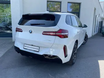 BMW X3 20 xDrive M Sport    AHK Pano Adapt. Fahrwerk