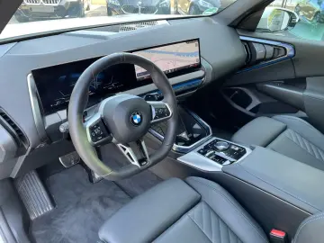 BMW X3 20 xDrive M Sport    AHK Pano Adapt. Fahrwerk