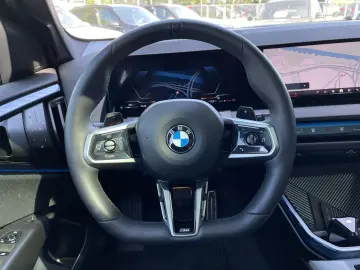 BMW X3 20 xDrive M Sport    AHK Pano Adapt. Fahrwerk