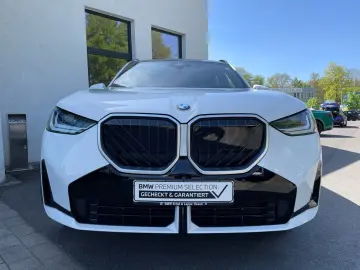 BMW X3 20 xDrive M Sport    AHK Pano Adapt. Fahrwerk