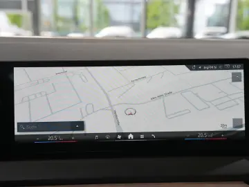 BMW X3 20 xDrive PREMIUM-PAK LEDER HUD H K NAVI 360