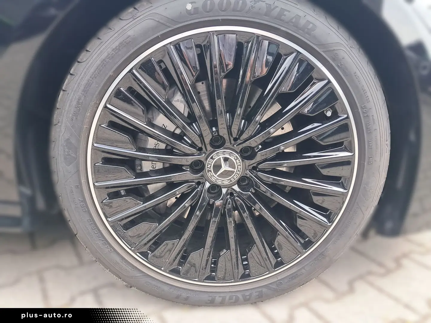 MERCEDES-BENZ CLE 200 Coupé AMG Pano 360 Kam Distr B&hellip;